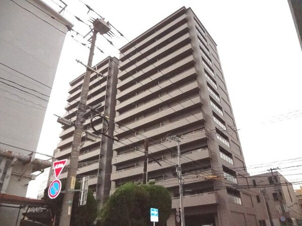 ロイヤルガーデン岡山駅前壱番館の物件外観写真